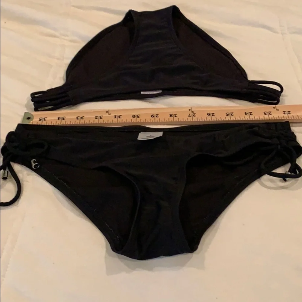 Xhilaration and Mossino Three Bikini Bottoms Two Black One Orange Girls Small